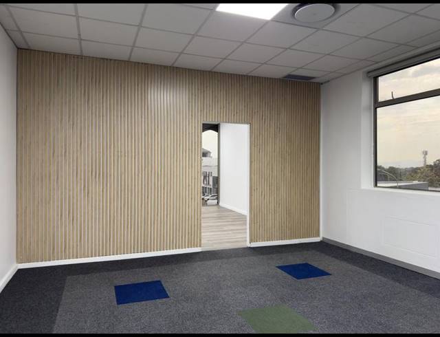 BUSINESS PROPERTY TO RENT IN CLAREMONT